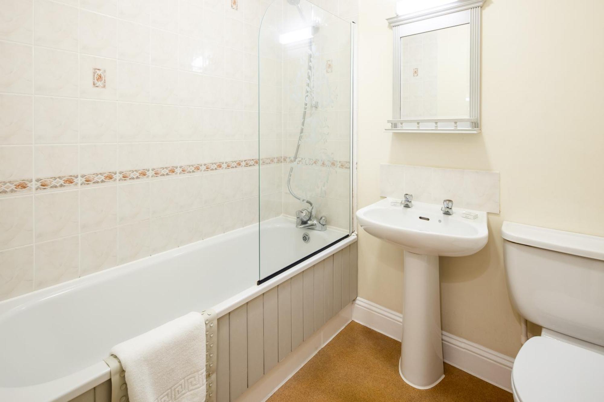The Uplands Apartments Saint Helier Екстер'єр фото